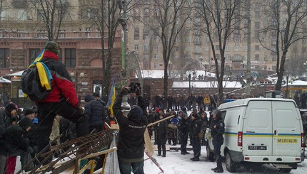 На Майдане готовятся освобождать КГГА
