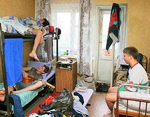 3% украинцев живут в коммуналках и общежитиях