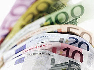 Евро в Украине продолжает дорожать