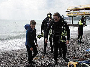 Подробности гибели шестерых школьников на Азовском море: пока дети тонули, воспитатели выпивали