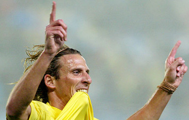 Уругваец Диего Форлан стал лучшим футболистом ЧМ-2010