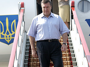 Отдых по-президентски: Дмитрий Медведев прокатится вниз по Волге, а Гордон Браун останется дома