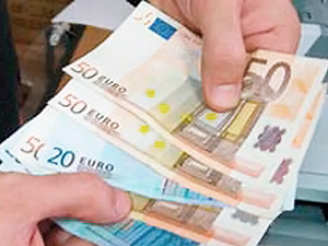 Фальшивых евро стало меньше