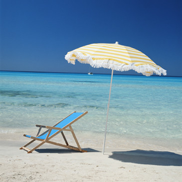 Пляжный зонт не спасает от вредного ультрафиолета