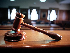 Суд признал законным дело против депутатов-«дебоширов»
