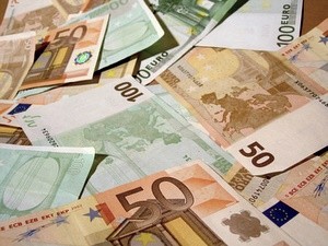Прогноз: Сегодня евро подешевеет