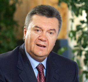 Янукович собирается запустить в Украине солнечную электростанцию
