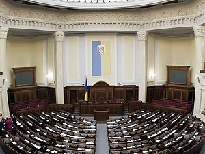 Сегодня Рада начинает работу после каникул: Топ-5 законопроектов, которые могут взорвать Украину