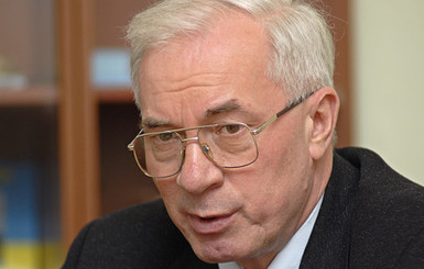 Азаров заявил, что объекты для Евро-2012 будут постороены с опережением графиков