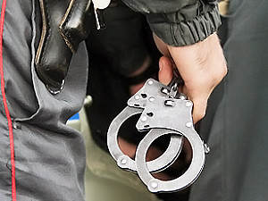 Луганские милиционеры поймали вооруженного наркомана, который затаился на пути кортежа Януковича