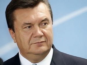 Янукович не захотел встречаться с президентом Польши