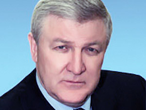 Министр обороны Михаил ЕЖЕЛЬ: «Призываю народных депутатов помочь армии»