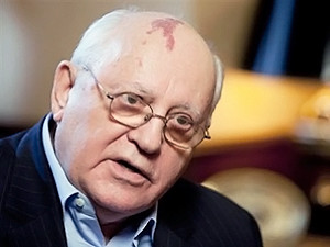 Горбачев получил почетную премию в Германии