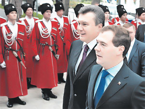 Янукович - Медведеву: «Мы перезапустили механизм межрегионального сотрудничества»