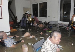 Наводнение выгнало из домов полмиллиона китайцев 
