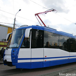 Завтра в Киеве откроется семь станций скоростного трамвая 