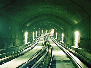 Пробный поезд метро с Теремков запустят 5 ноября