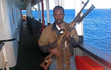 Сомалийцы освободили «Белугу» с украинцами 