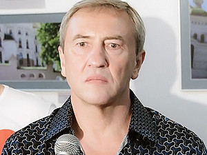 Черновецкий остается мэром Киева и председателем Киевсовета