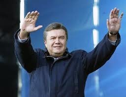 Януковича на Западную Украину не пустила плохая погода