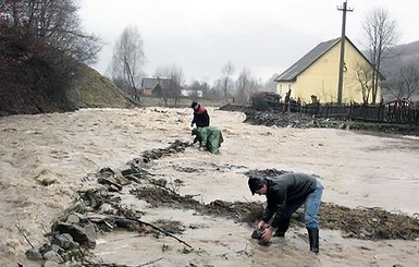 Потоп на Закарпатье бьет все рекорды