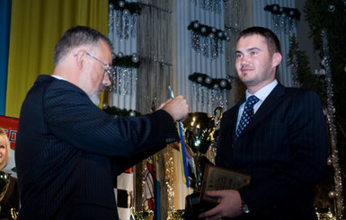 Табачник дал Януковичу-младшему мастера спорта