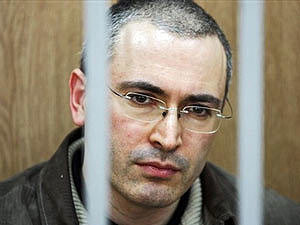 Судья выносит обвинительный приговор Ходорковскому и Лебедеву