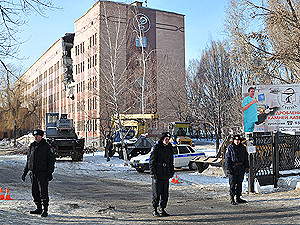 Виновных во взрыве луганской больницы ищут до сих пор