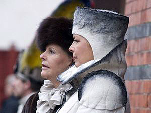 Многих поразил смелый головной убор первой эстонской леди