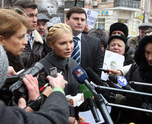Тимошенко назвала Януковича соковыжималкой
