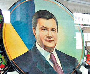 Янукович на тарелке  