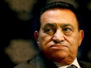 Мубарак согласился уйти в отставку при условии, что его не тронут