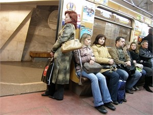 Севастополец, насмотревшись фильмов-катастроф, спрятался от конца света в харьковском метро