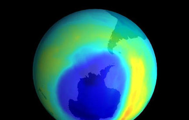 Озоновый слой над Антарктидой истощал на рекордные 40%