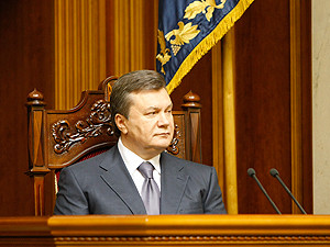 Янукович проведет в парламенте урок новейшей истории