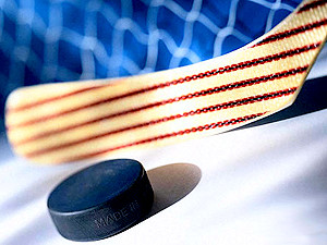 В чемпионате Украины по хоккею сегодня  состоится  второй матч финальной серии