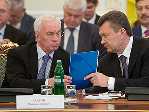 Сколько заработали в 2010 году Янукович и Азаров