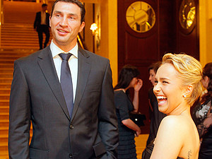 Невеста изменяет Кличко с американским футболистом?
