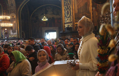 Тимошенко посетила Владимирский собор