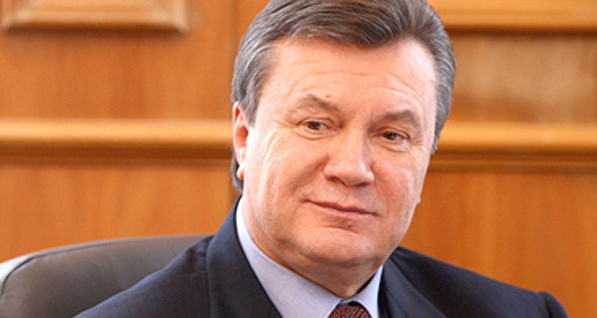 Янукович: Новый саркофаг для ЧАЭС будет построен в 2015 году