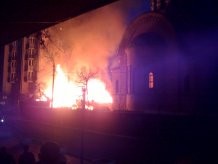 В центре Киева загорелась Свято-Введенская церковь 