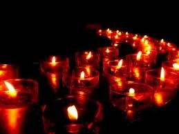 В Киеве зажгли 25 тысяч свечей в память о Чернобыльской катастрофе