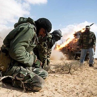 НАТО снова бомбит Триполи