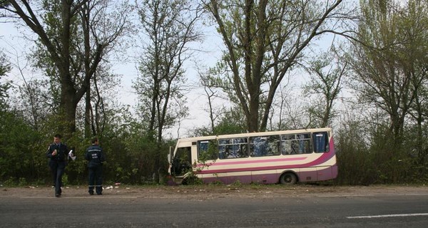 В аварии на Львовщине пострадали 7 человек: автобус врезался в дерево 