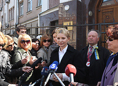 Тимошенко идет на допрос в ГПУ