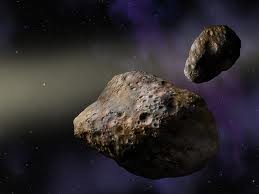 Гигантский астероид пронесется между Землей и Луной