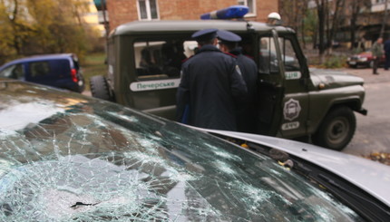Адский фонтан в центре Киева разбивал машины и окна высоток