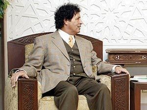 Кузен Каддафи настраивает соплеменников против лидера Ливии