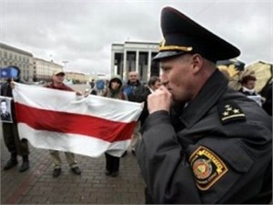 Белорусская милиция отпустила арестованных украинцев