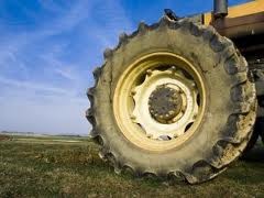 В Одесской области тракторист подорвался на мине